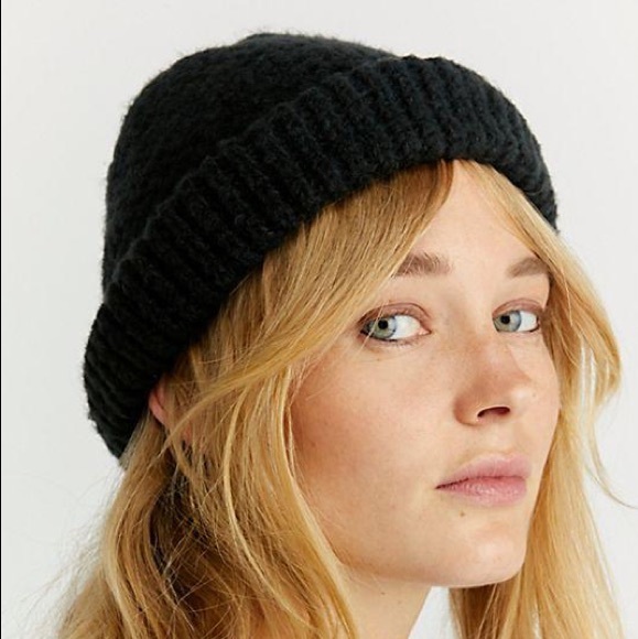 Last one! Free People Dreamland knit beanie - Picture 5 of 5